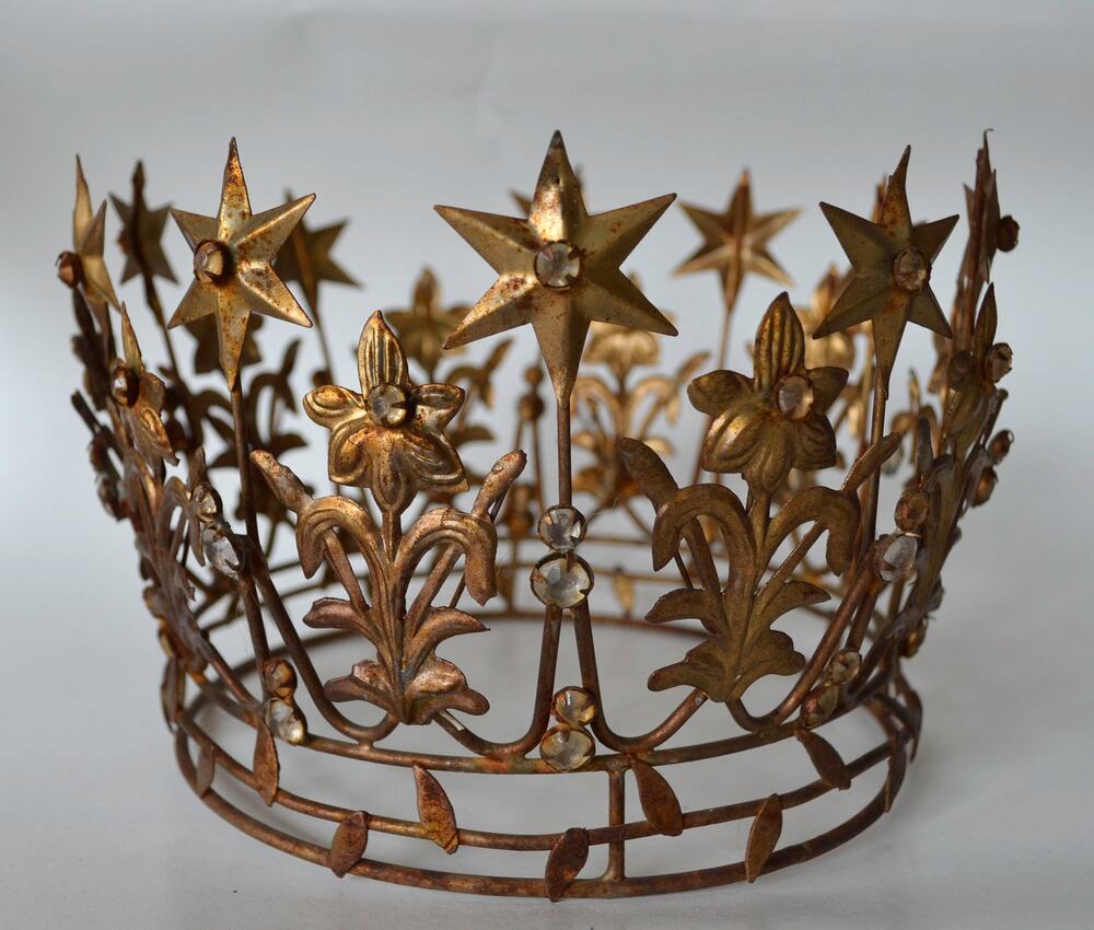Anthropologie Terrain Starry Crown Large Gold Metal Christmas Tree Topper
